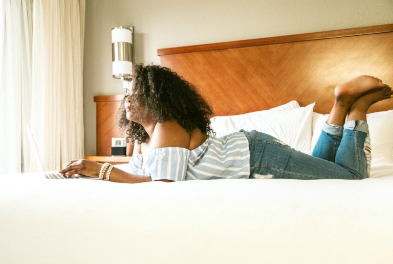 3 Tips For Booking Accommodations On a Budget